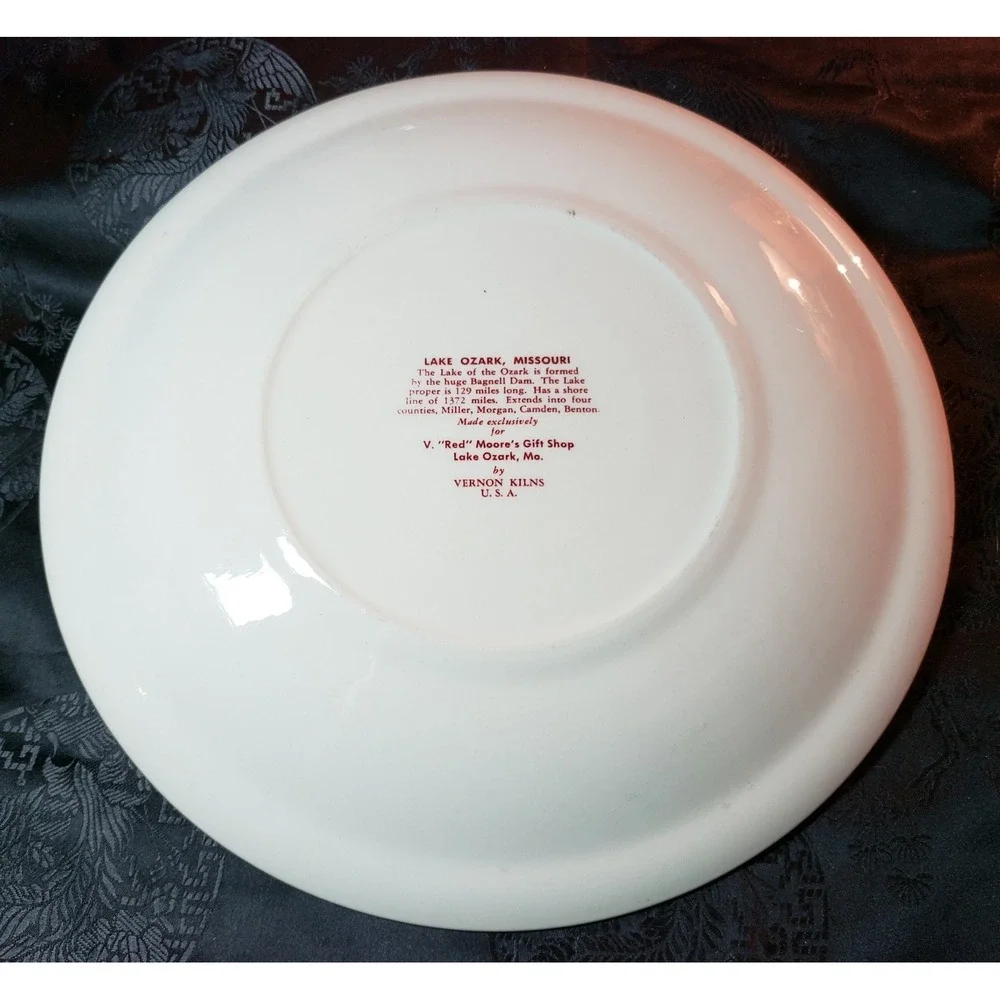 Historic State of Missouri Collector Plate by Vernon Kilns
